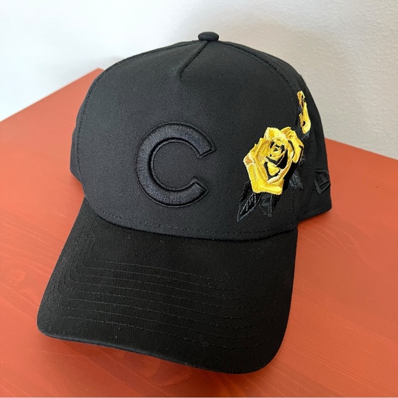 New Era Chicago Cubs Gold Rose 9FOURTY Hat Black - Picture 9 of 9